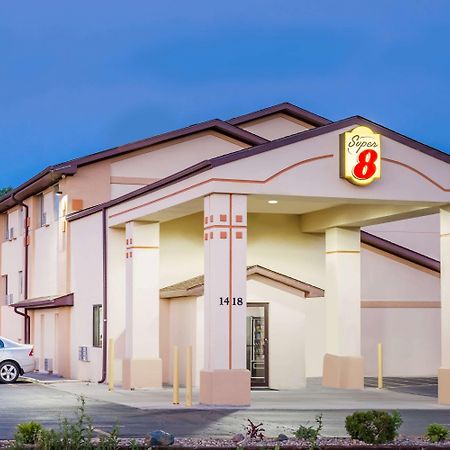 Hotel Super 8 By Wyndham Ames Exterior foto