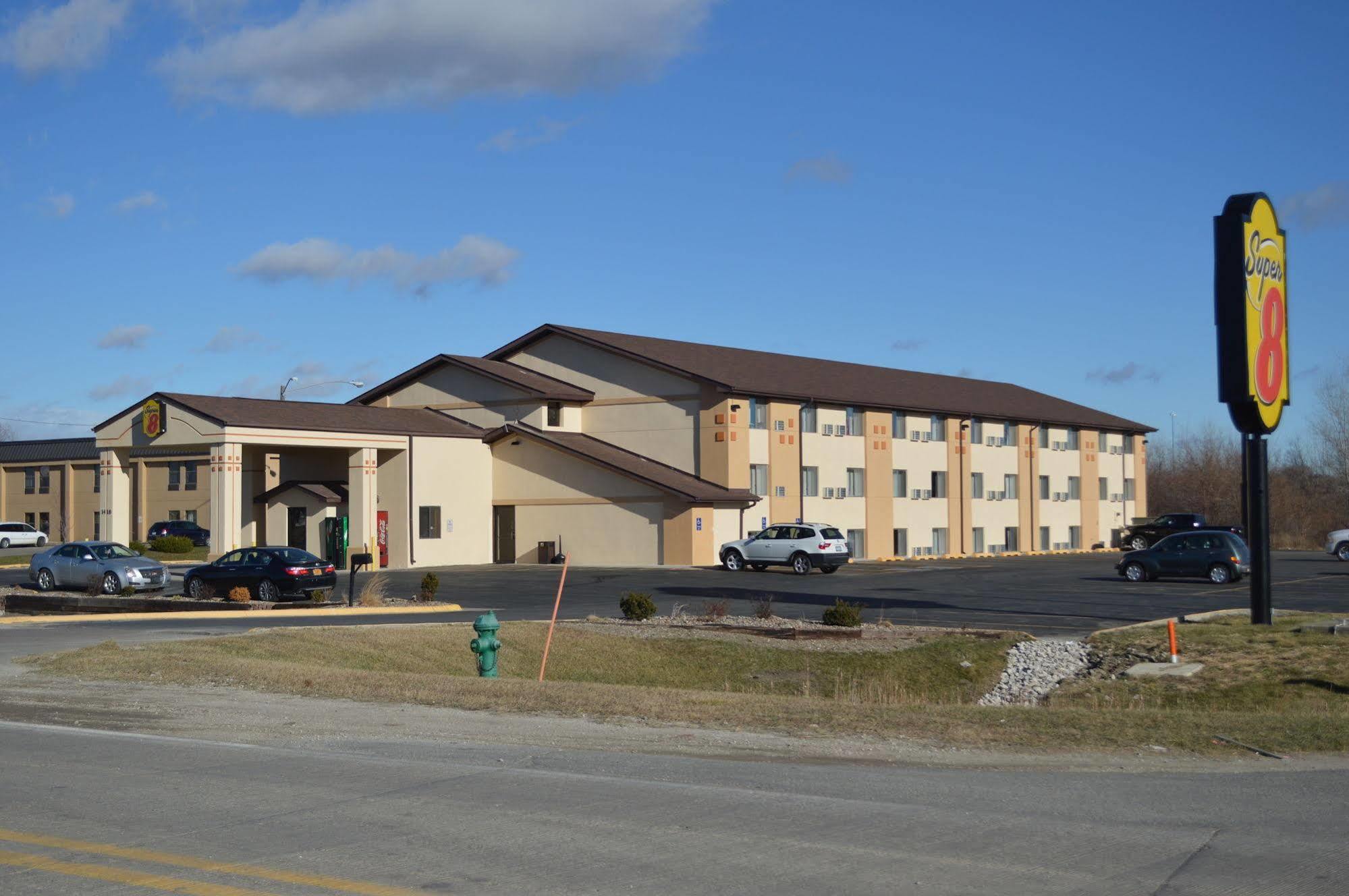 Hotel Super 8 By Wyndham Ames Exterior foto